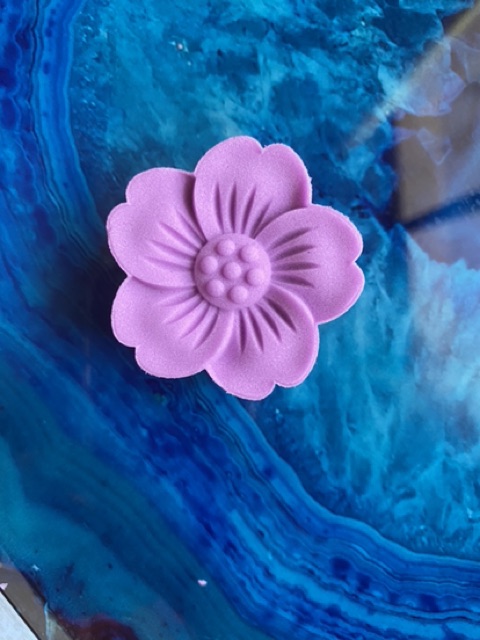 Bộ khuôn hoa anh đào 1 nhấn 4 mặt 50 gam