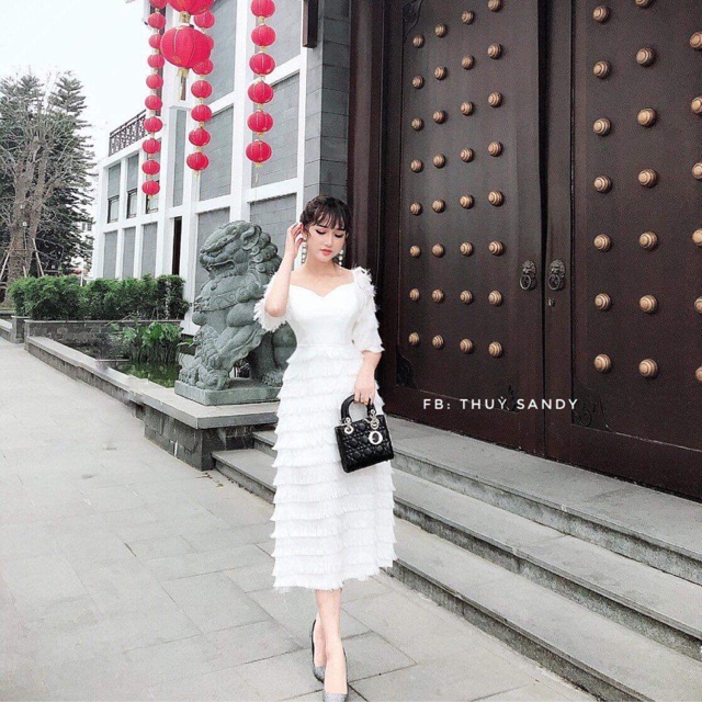 Váy trắng tầng cao cấp | BigBuy360 - bigbuy360.vn