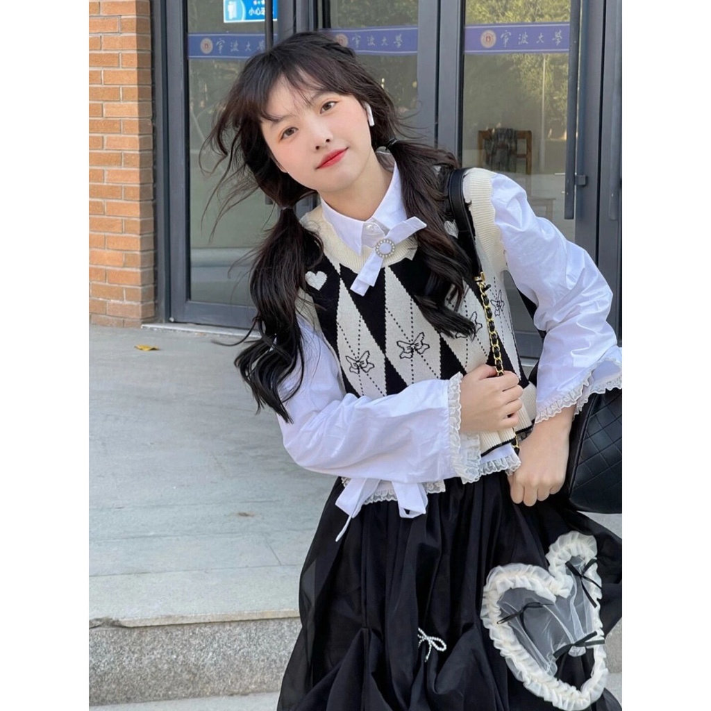 Three-piece suit/one-piece western style sweet rhombic knitted vest bow shirt skirt spring and autumn suit women's vqqh