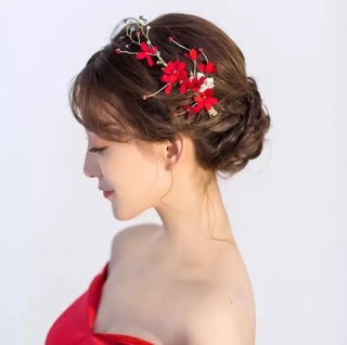 Cài tóc cô dâu hoa đỏ đính hạt