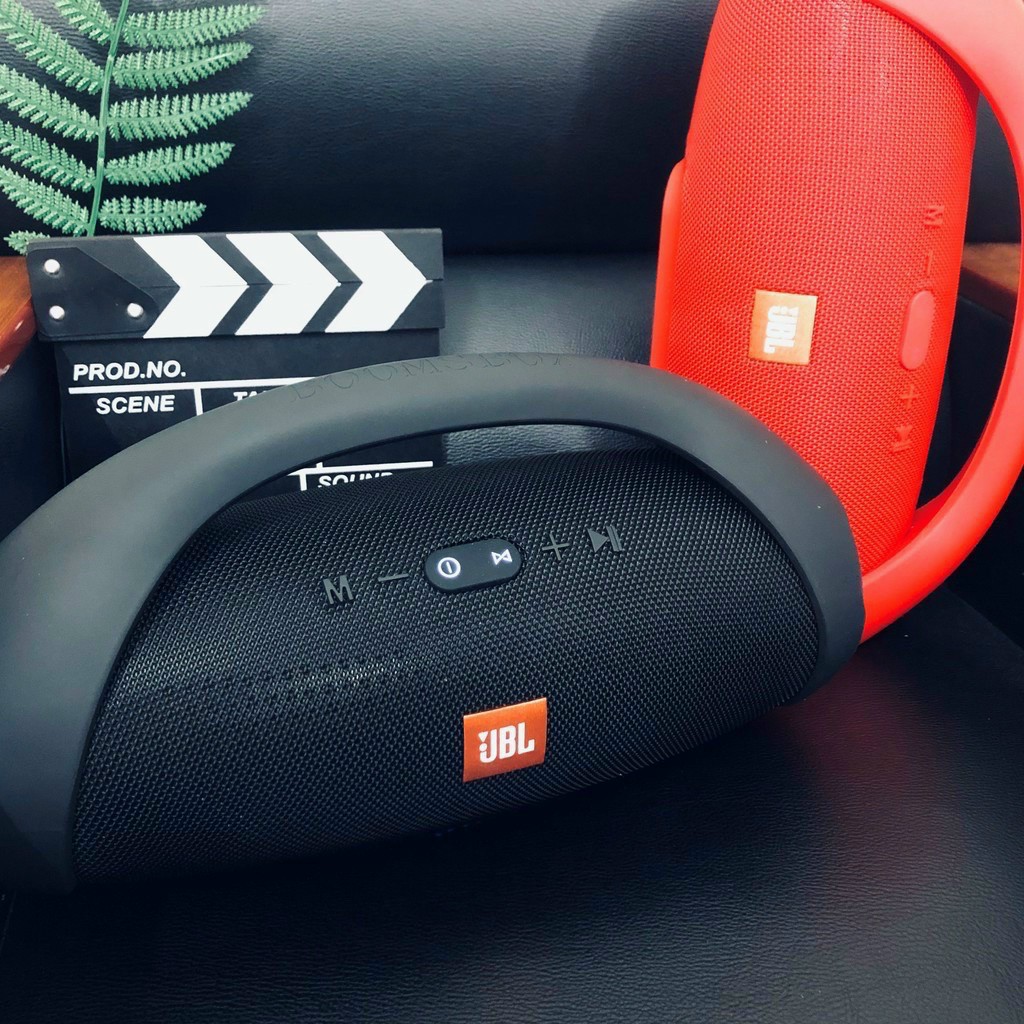 loa bluetooth JBL boomboox cắm được USB và thẻ nhớ( có tay xách)