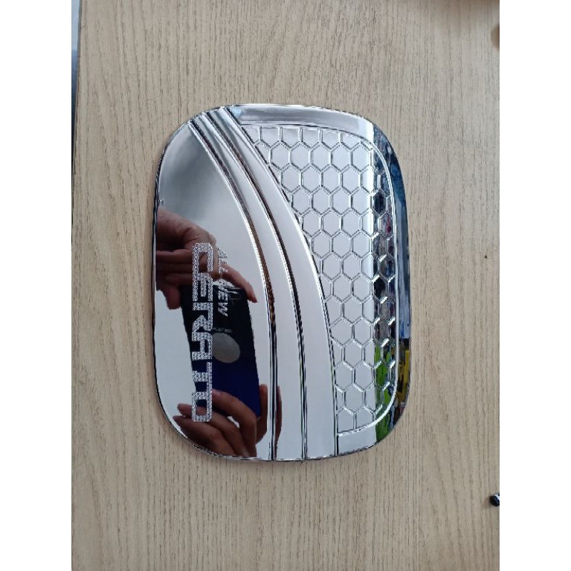 Ốp nắp bình xăng xe Cerato 2019+
