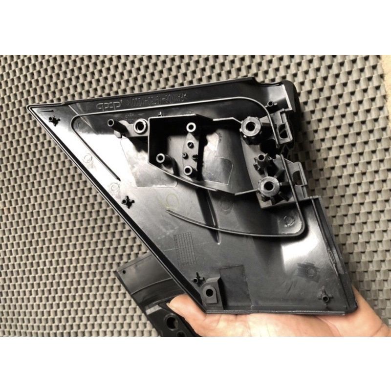 Chân gương xe Vios 2015 - 2016 -2017 - 2018 - 2019