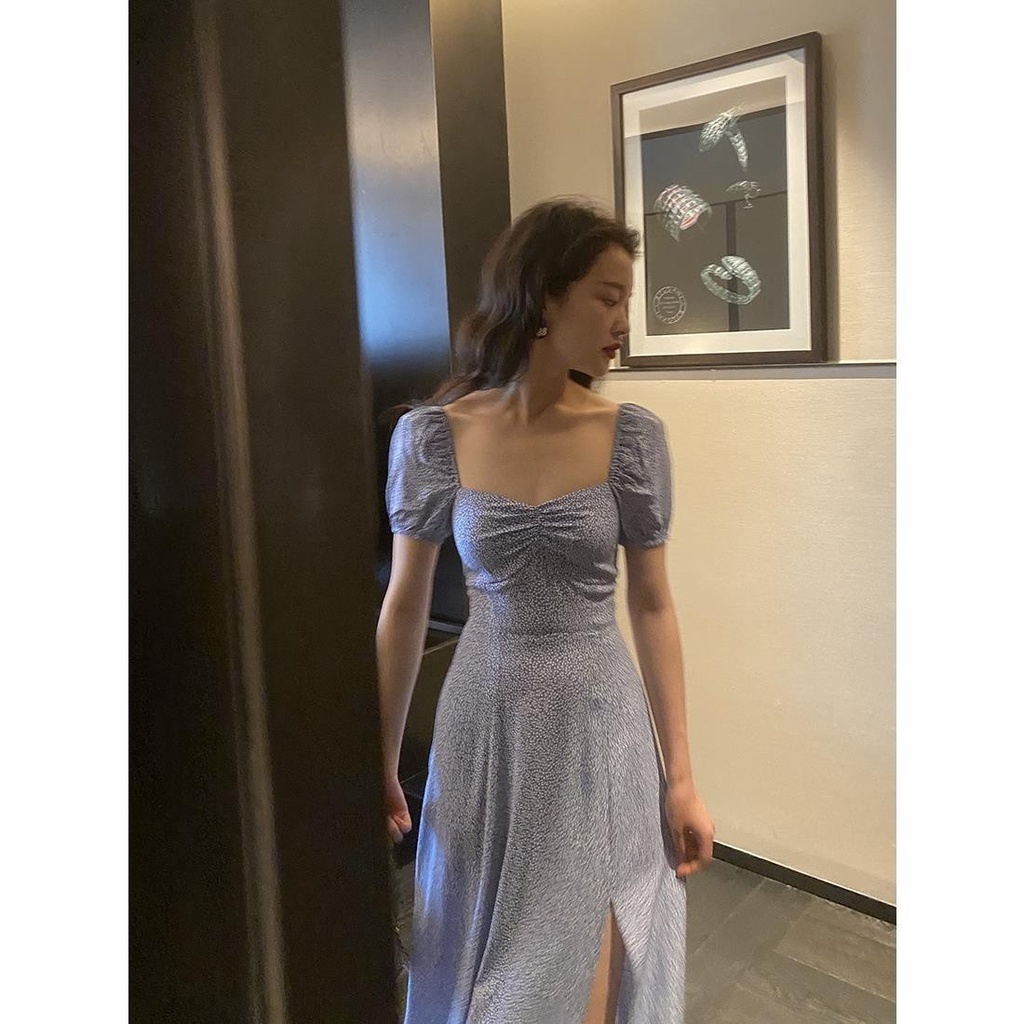 Đầm hoa dáng dài xẻ tà chiết eo màu xanh dương phong cách Pháp thời trang nữ mùa hè 2021