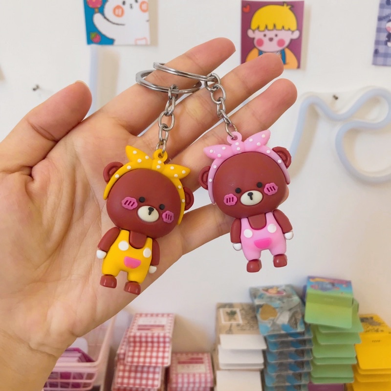 Móc Khoá Bé Gấu Đeo Bờm