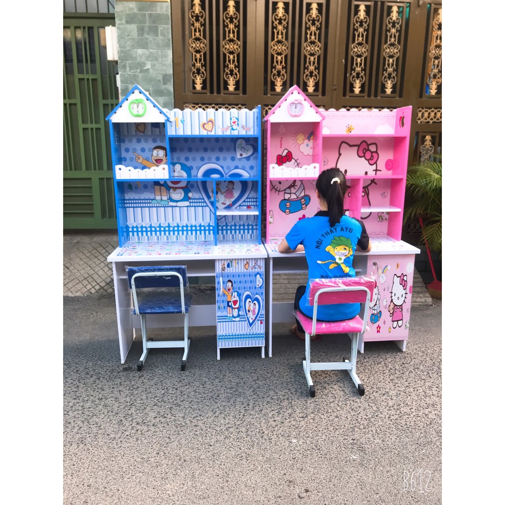 Bàn học sinh công chúa cho bé gái, siêu nhân nhện cho bé trai kích thước 80cm và 1m | BigBuy360 - bigbuy360.vn