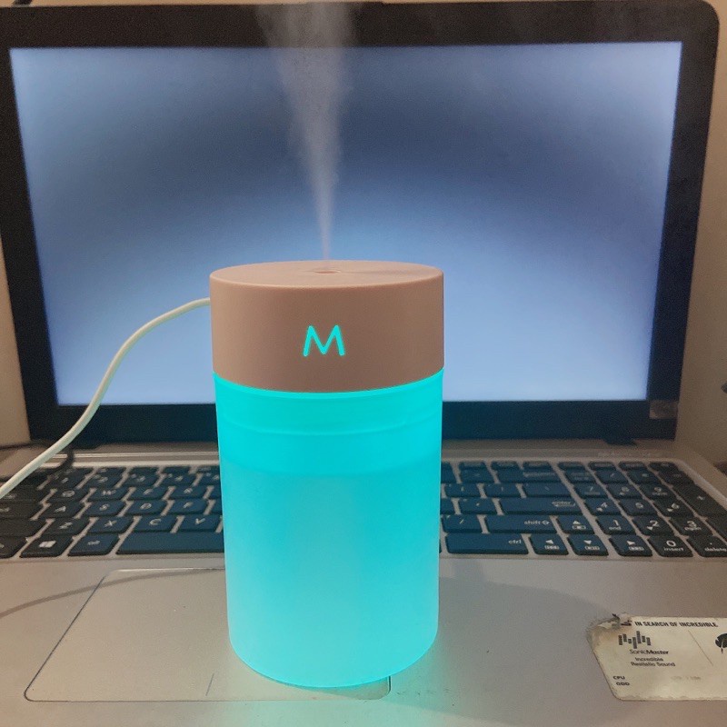 Máy phun sương mini tạo ẩm không khí có đèn Led nhiều màu sắc 260ml xông hơi khuyếch tán tinh dầu