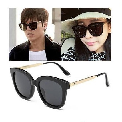 Kính mát nam nữ HAVU râm đi biển đẹp thời trang chống bụi không độ bảo vệ mắt màu đen [HOT]