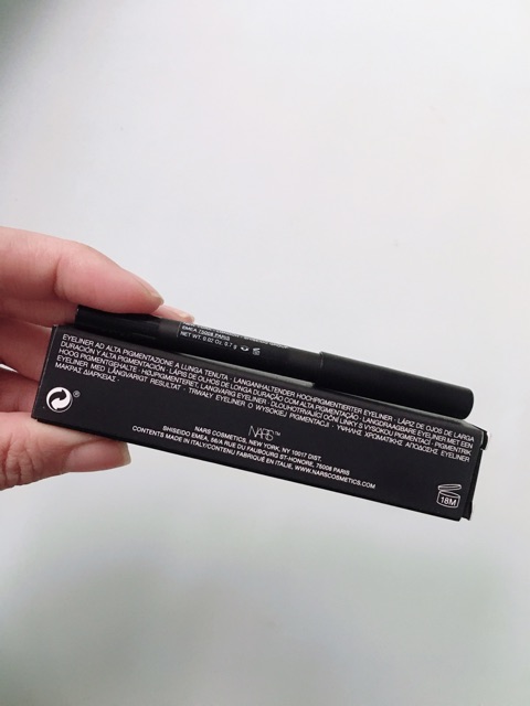 Chì kẻ mắt Nars High-Pigment Longwear Eyeliner màu đen Via Veneto 8190D (0.7g)- USA