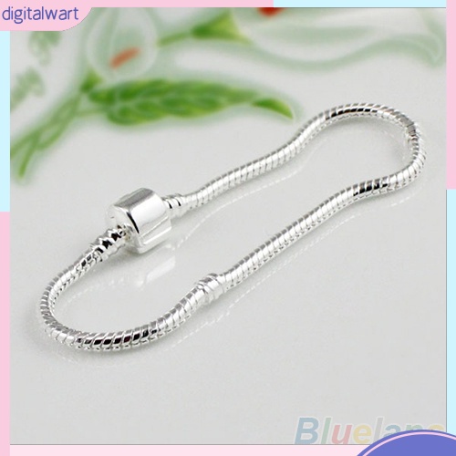 Vòng tay kim loại mạ bạc có chốt khóa cá tính đơn giản dành cho nữ