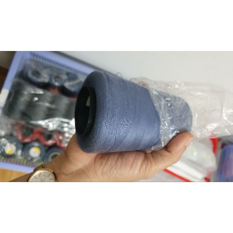 11k/ cuộn Chỉ may quần áo, túi ví loại 40/2