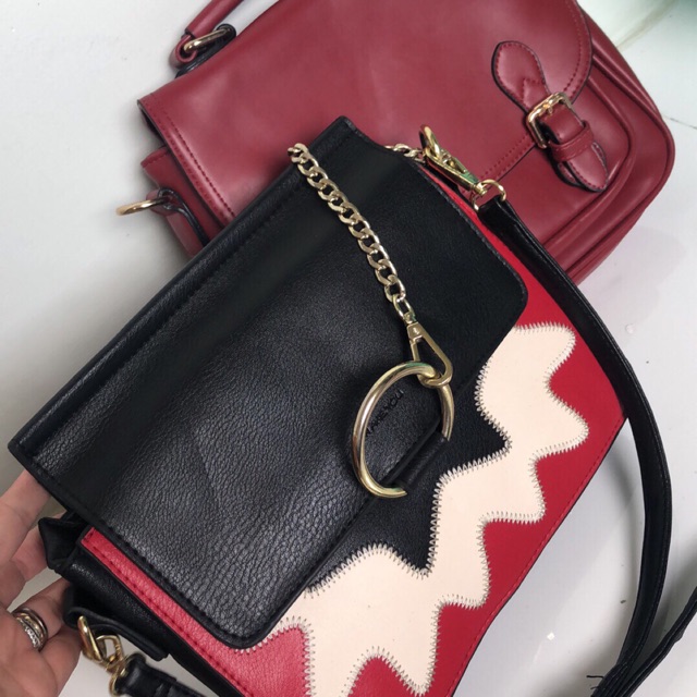 2 túi của Diễm Lương