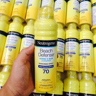 Xịt chống nắng Neutrogena Beach Defense SPF 70 ++