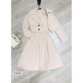 Váy cổ vest xinh đẹp
