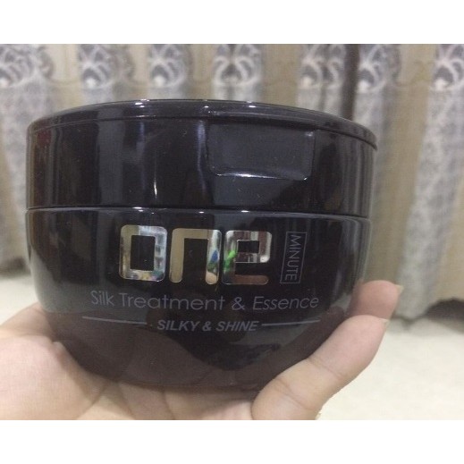 Hấp phục hồi tóc 1 phút One Minute Mask Silk Treatment And Essence (Sophia Platinum) 450ml