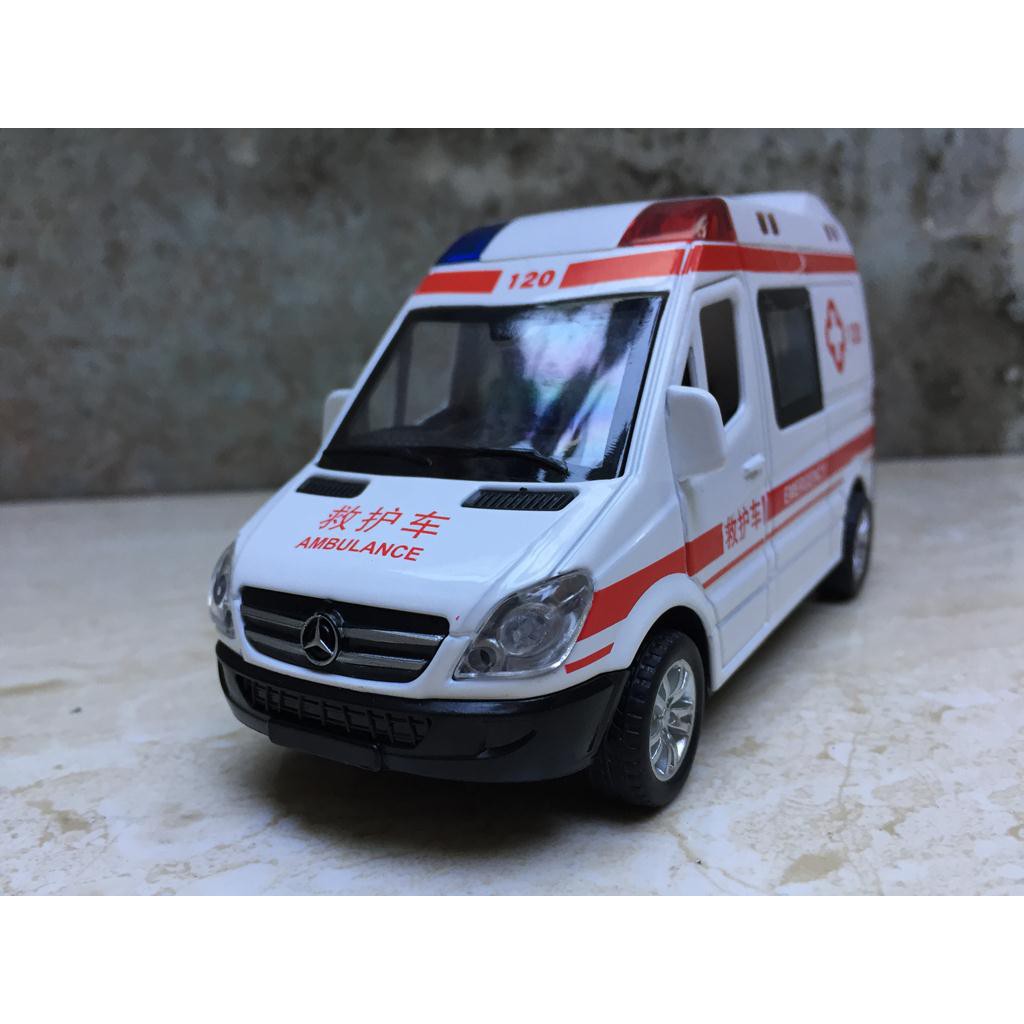 Xe Mô hình CỨU THƯƠNG Mercedes 1:32