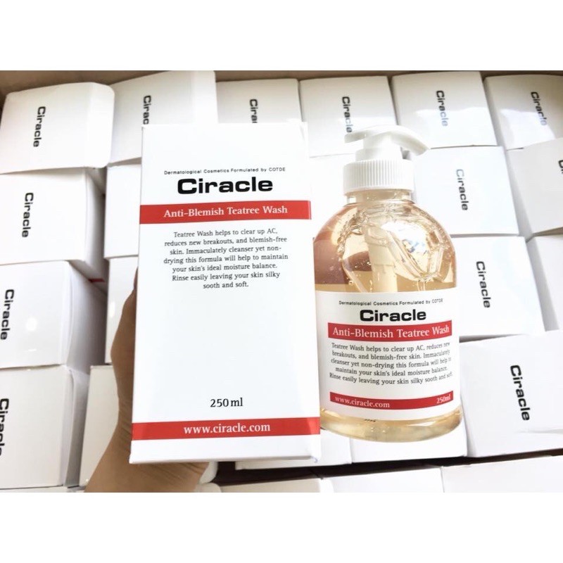 Sữa Rửa Mặt Ciracle Anti-Blemish Teatree Wash