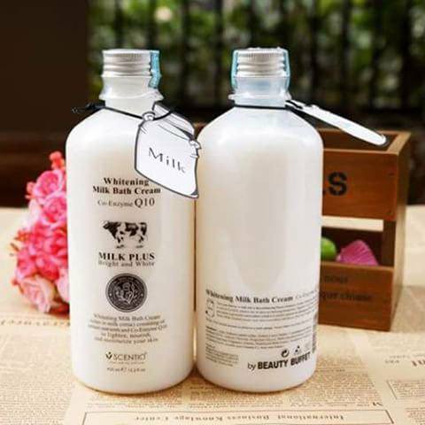 Kem tắm trắng và trẻ hoá da Scentio Milk Plus 450ml