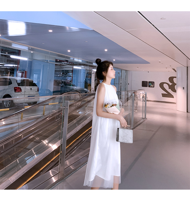 Váy hai dây thời trang phù hợp với cô gái mùa hè mới 2021 | BigBuy360 - bigbuy360.vn