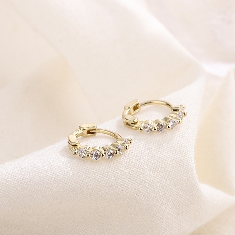 Khuyên Tai Tròn Hàn Quốc 2022 Đính Đá Kim Cương Nhân Tạo Đơn Giản Cho Nữ