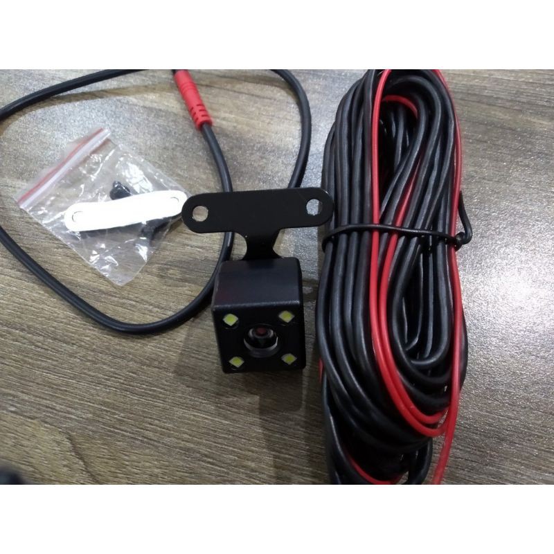 Camera lùi ô tô lắp cho Camera giám sát hành trình jack cắm 2.5mm loại 5 chân | BigBuy360 - bigbuy360.vn