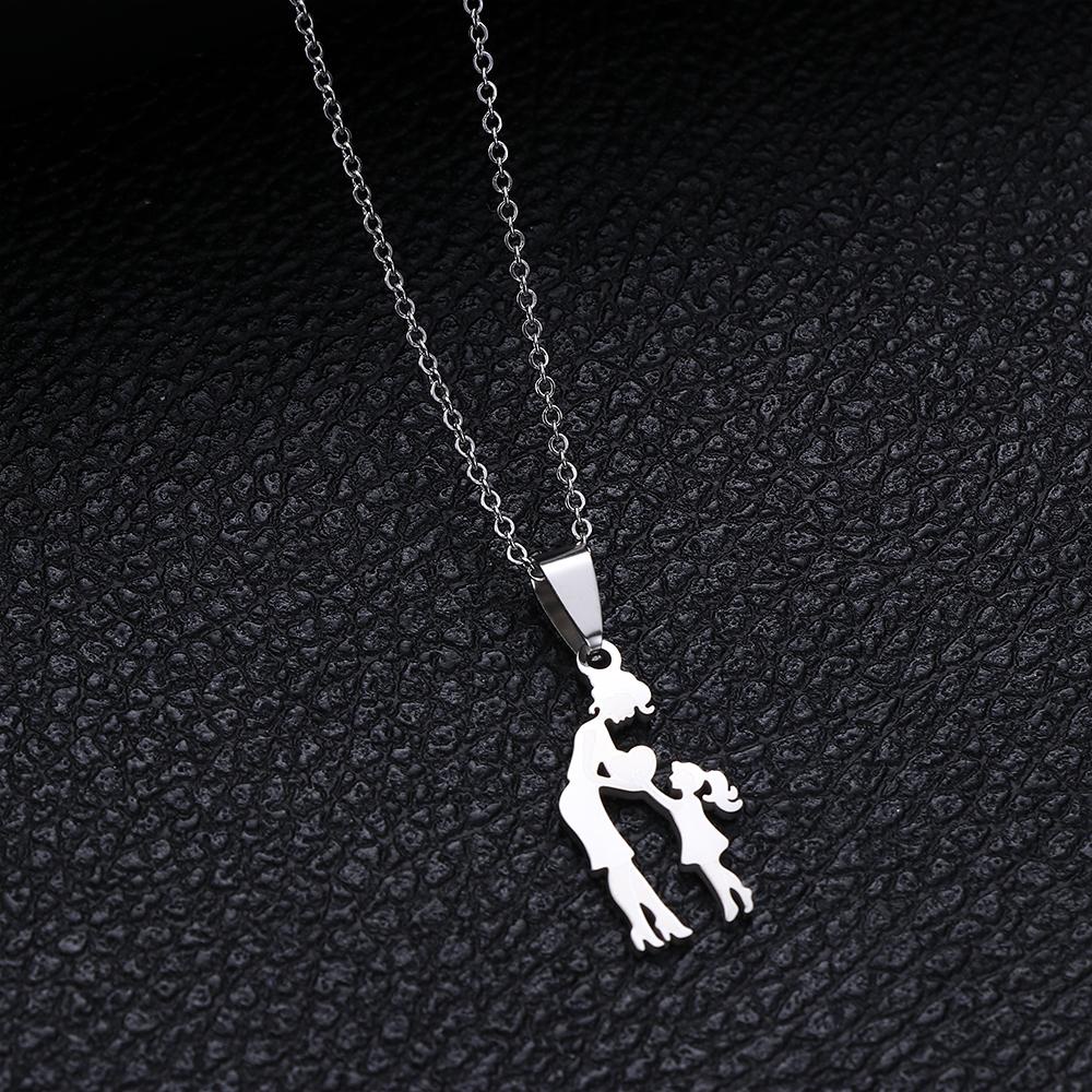 Vòng Cổ ESPO Ngày Của Mẹ|Dây Chuyền Da Mặt Kim Loại Khắc Chữ Mom