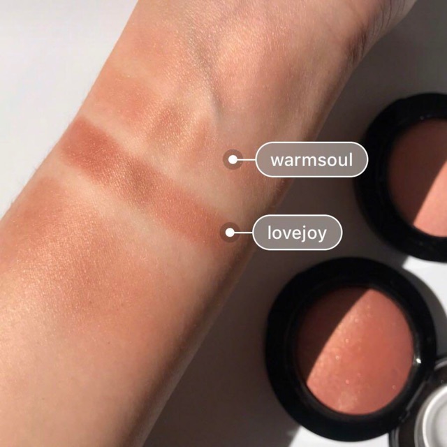 MAC Phấn Má Được Làm Từ Khoáng Chất MAC Mineralize Blush Với Độ Che Phủ Mỏng Nhẹ