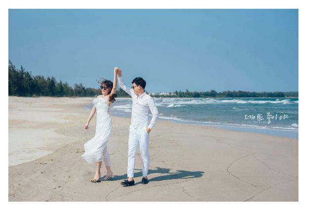 Đầm maxi trăng cổ yêm đi biển, chụp hình cưới đi tiệc sang trọng- Hình thất SP kèm hình khách | BigBuy360 - bigbuy360.vn