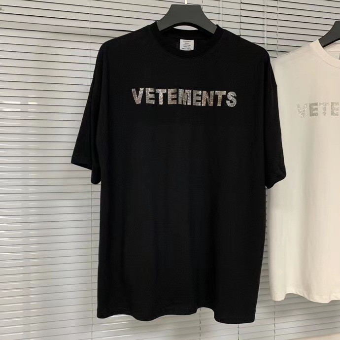 Áo thun ngắn tay V3tements rhinstone T-shirt ss21