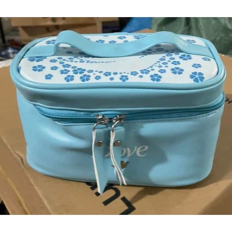 Túi mỹ phẩm hkm dove sale 15k