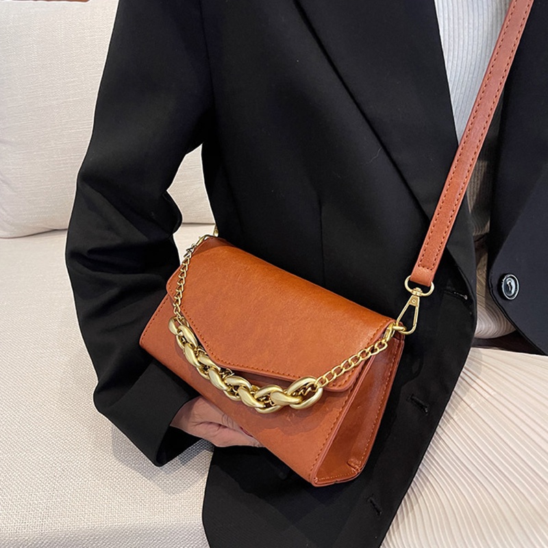 Túi đeo chéo IELGY dày dặn cỡ lớn phối dây xích phong cách cổ điển thường ngày thời trang cho nữ