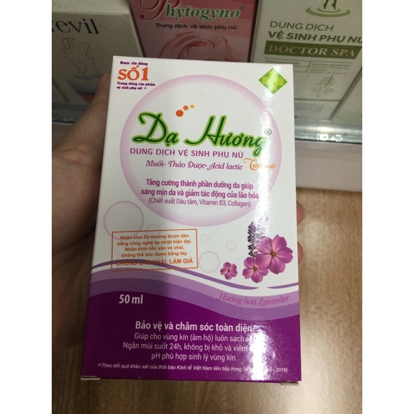 Dung dịch vệ sinh phụ nữ Dạ Hương 50ml Hương hoa Lavender