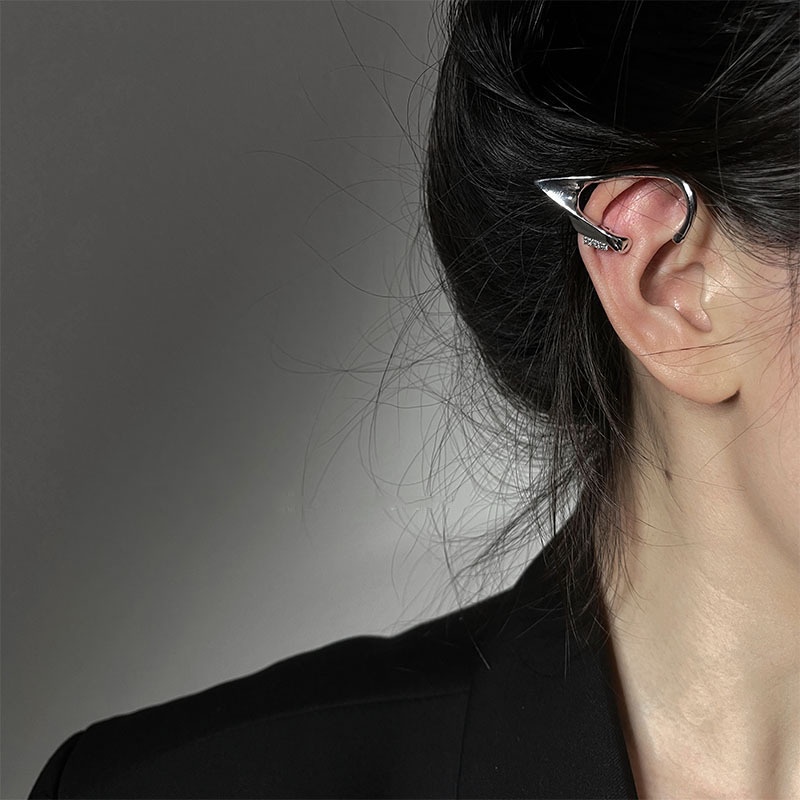 Khuyên Kẹp Vành Tai Không Cần Bấm Lỗ 19A1269