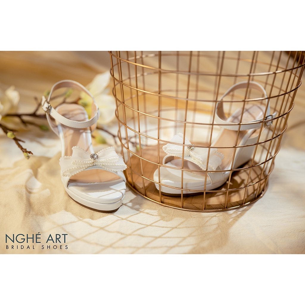 Giày cô dâu Nghé Art đế xuồng đính nơ 376