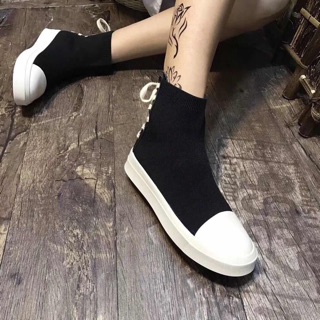 Giày cao cổ da lộn đan dây