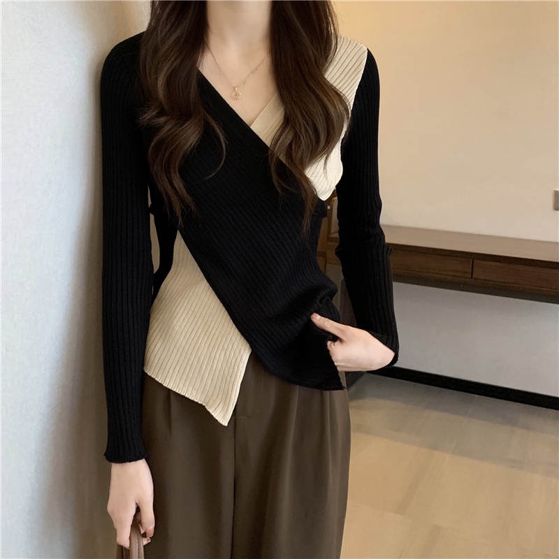 Áo dệt kim IELGY tay dài cổ chữ V màu sắc tương phản phong cách Hàn Quốc thời trang cho nữ