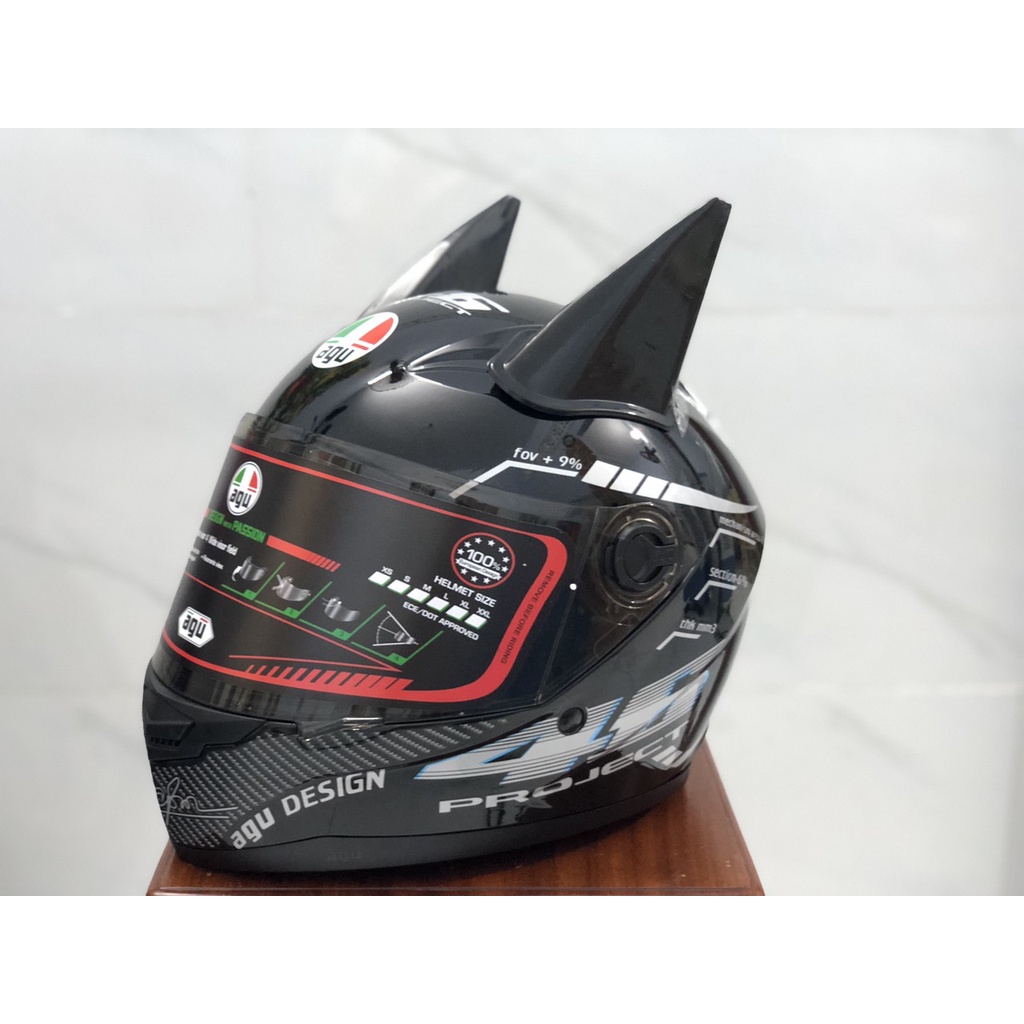 Mũ fullface AGU 46 bạc gắn sừng batman - Nón bảo hiểm trùm đầu đi phượt