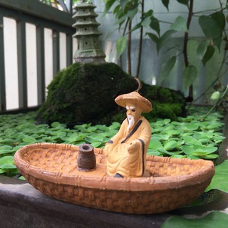 Thuyền câu chất liệu gốm Trang Trí Hòn Non Bộ