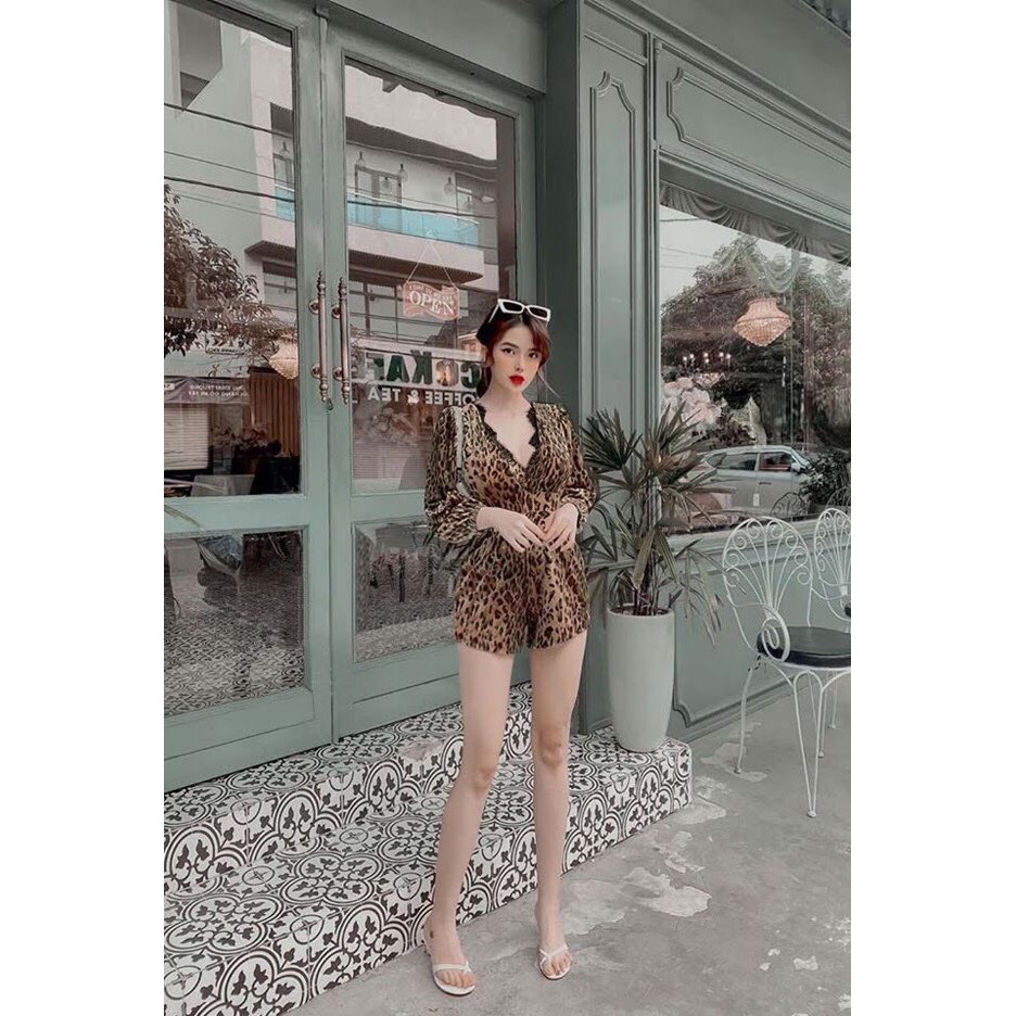 Jumpsuit Ngắn 💝FREESHIP💝 Jum short beo cổ tim phối viền ren tay dài bo J1077 | BigBuy360 - bigbuy360.vn