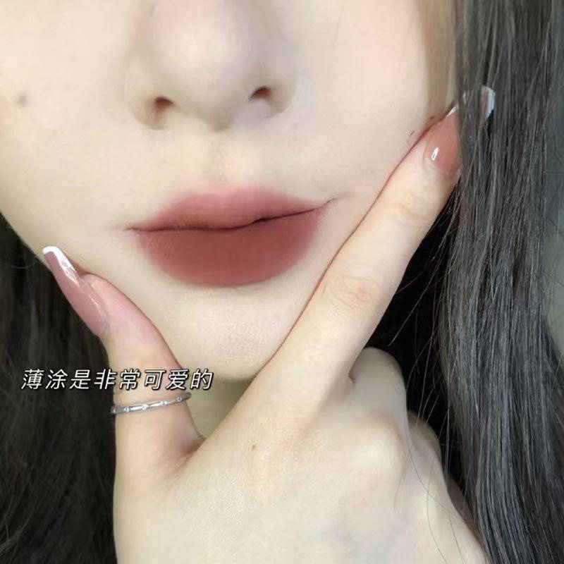 Son Môi Chống Thấm Nước Và Lâu Trôi Cao Cấp