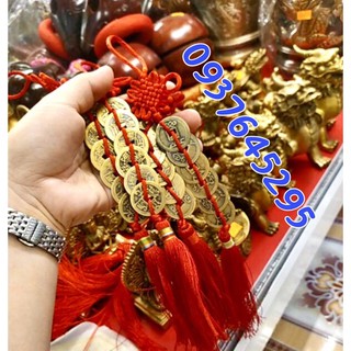 Xâu tiền xu lục đế
