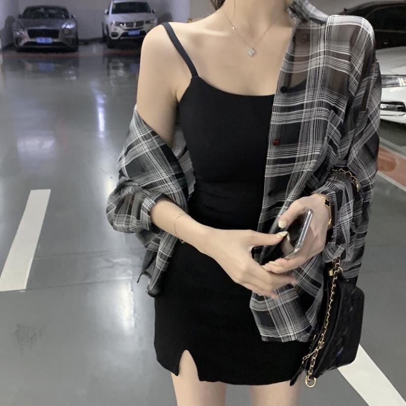 COZOK Bộ đầm hai dây thiết kế xẻ tà màu đen + áo khoác sơ mi kẻ sọc ca rô chống nắng quyến rũ thời trang