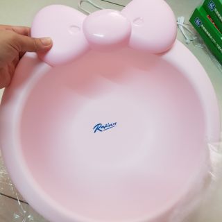 Thau rửa mặt cho bé