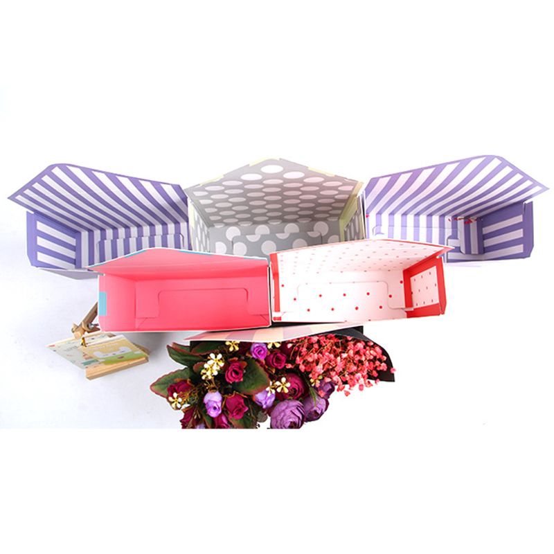 Hộp cắm hoa hình phong bì tự gấp sáng tạo dùng trang trí đám cưới