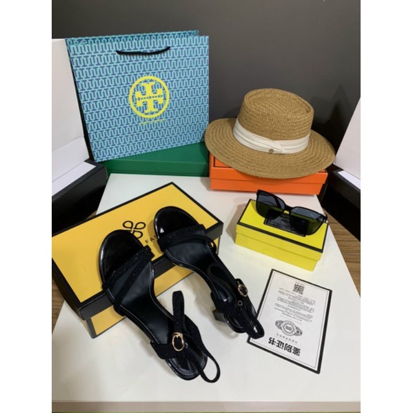 pl(VIDEO) Sandal Quai Mảnh 8p Gót Dẹp Mới Da Mềm Êm Fullbox Cao Cấp