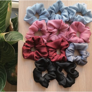 Scrunchies cột tóc vải lụa mịn
