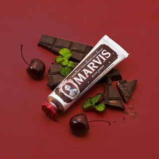 Kem Đánh Răng Marvis Black Forest 75ml