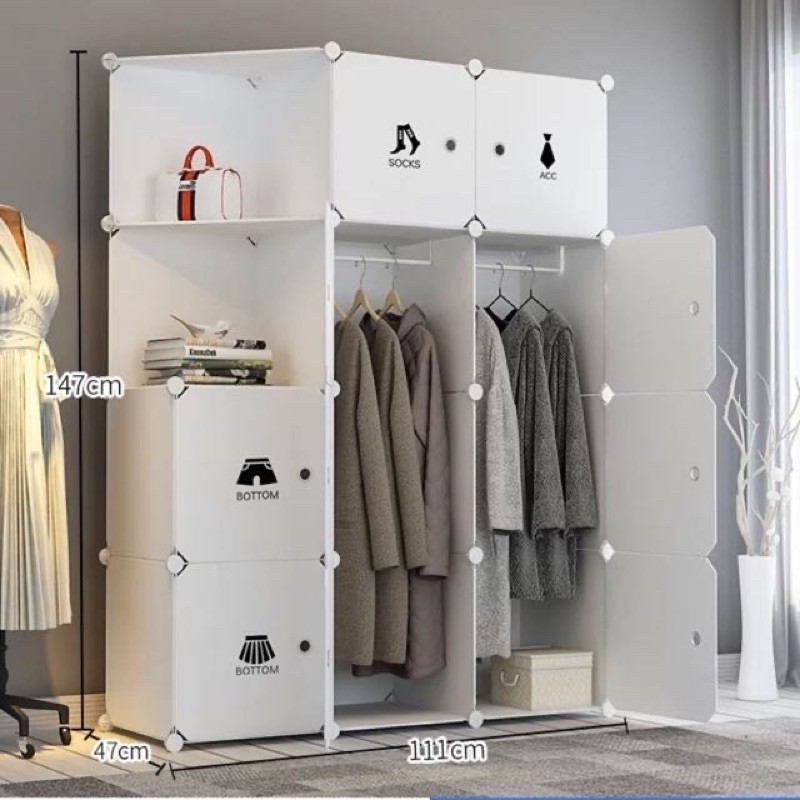 TỦ NHỰA GHÉP-  TỦ QUẦN ÁO 12 Ô ( 10 Ô TO + 2 KỆ GÓC ĐỂ ĐỒ SÂU 47cm( thân đen cửa lông vũ trắng). Tặng 2 treo đồ.