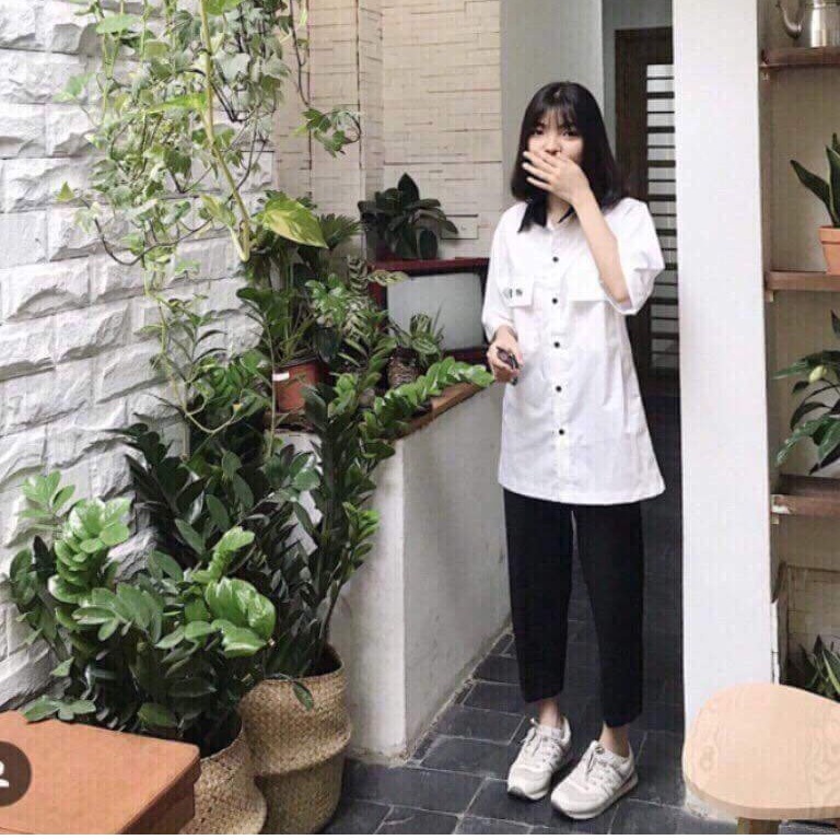 Áo sơ mi học sinh ngắn tay in chữ Hàn Quốc Trắng Đen kate lụa chụp ảnh kỷ yếu Nam Nữ