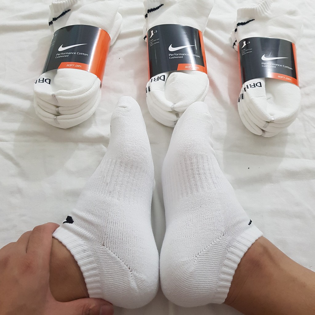 Pack 3 đôi tất thể thao nike cổ ngắn drifit trắng - Free ship + Quà tặng từ TatsTats.vn